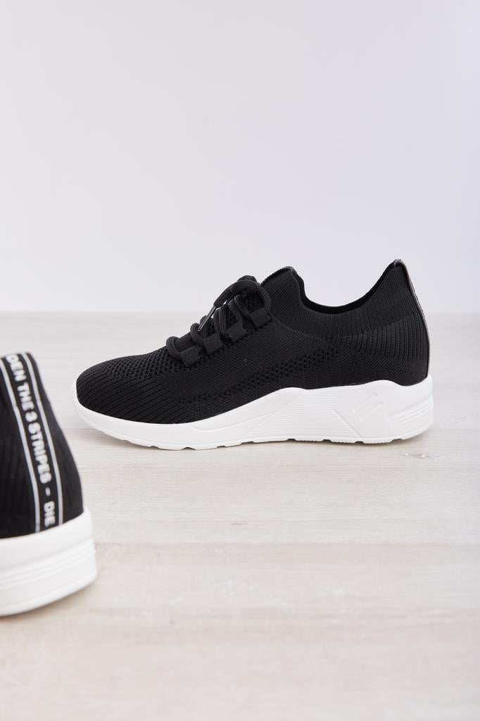 Bağcık Aksesuarlı Taşlı Kadın Sneaker
