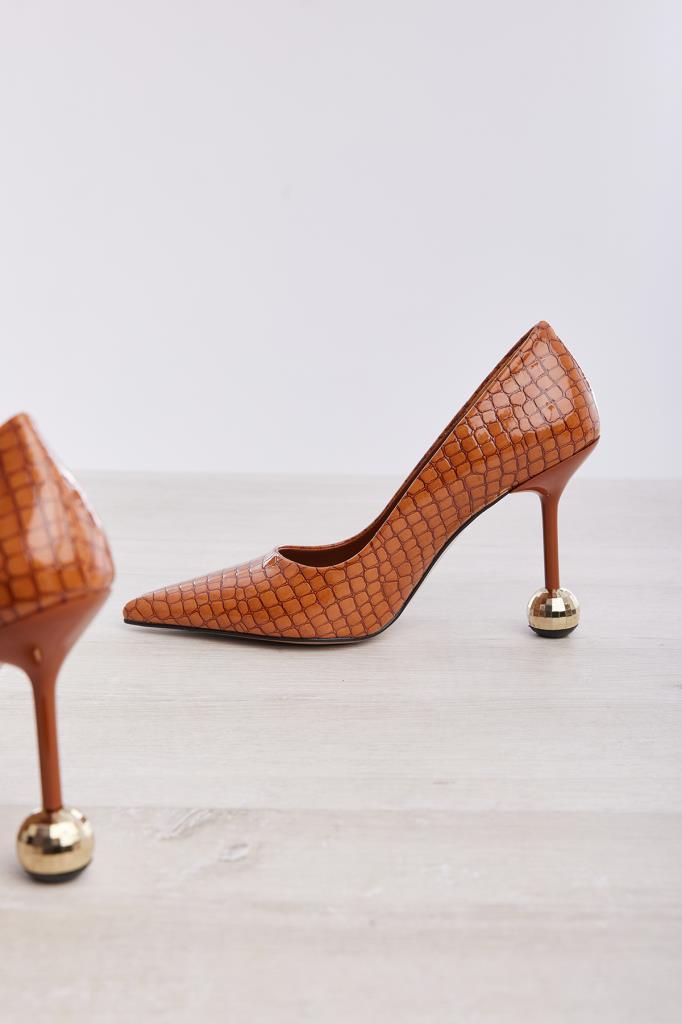 Topuk Aksesuarlı Kadın Stiletto