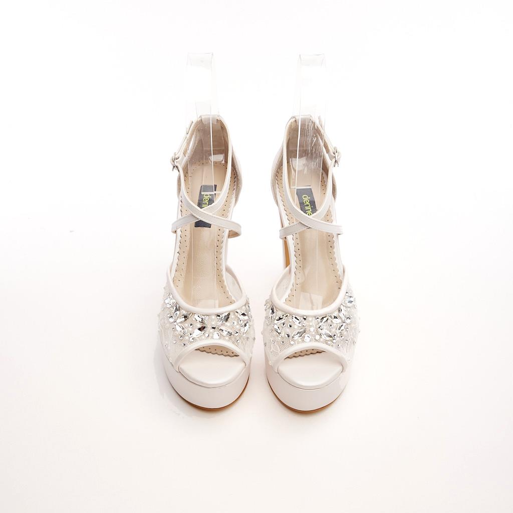 Women's Shoes with Stoned Platform Heels