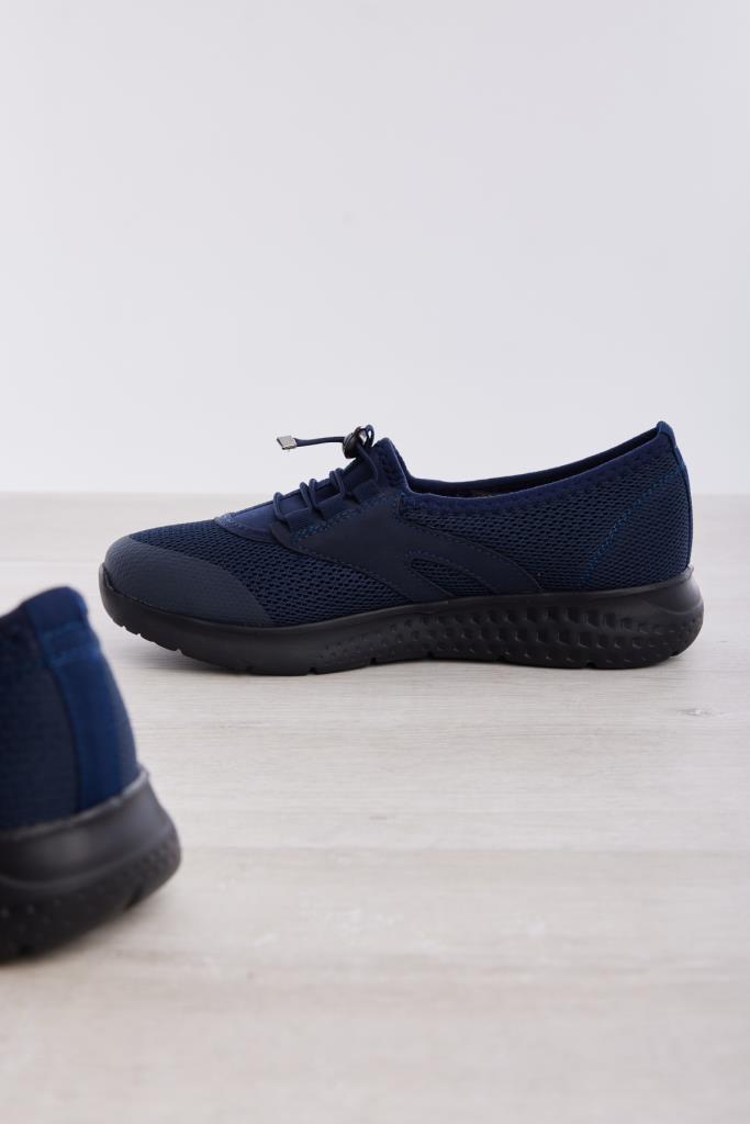 Lace-Up Comfort Women's Walking Shoes
