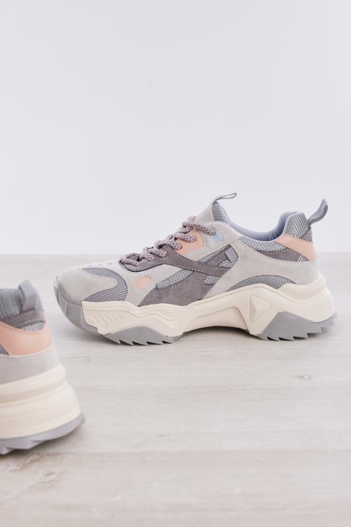 Bağcıklı Yüksek Taban Kadın Sneaker