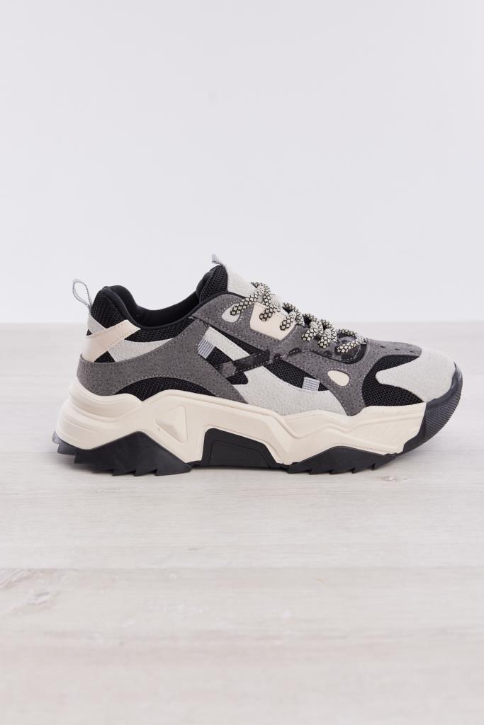 Bağcıklı Yüksek Taban Kadın Sneaker