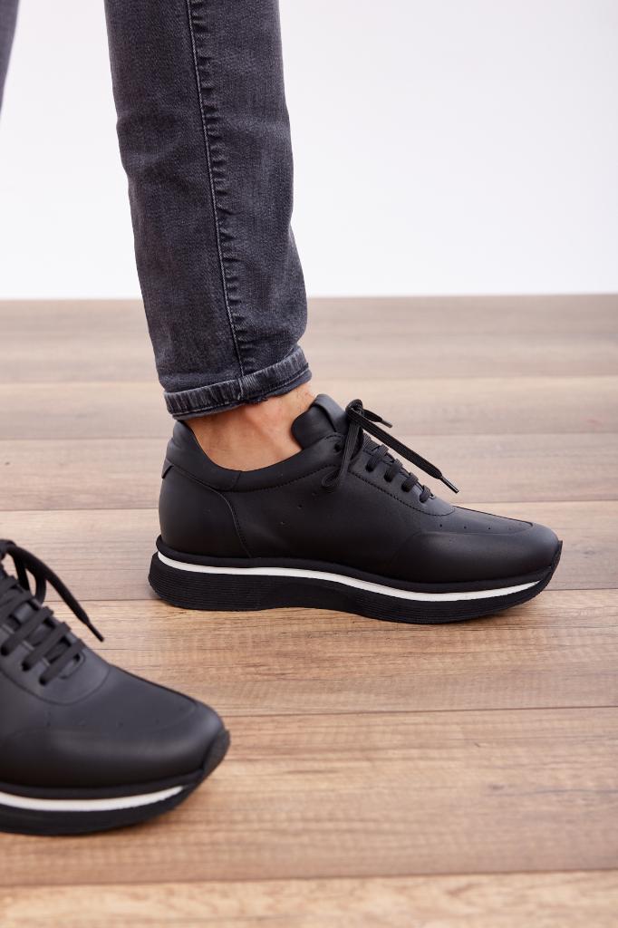 Soft Leather Men's Sneakers