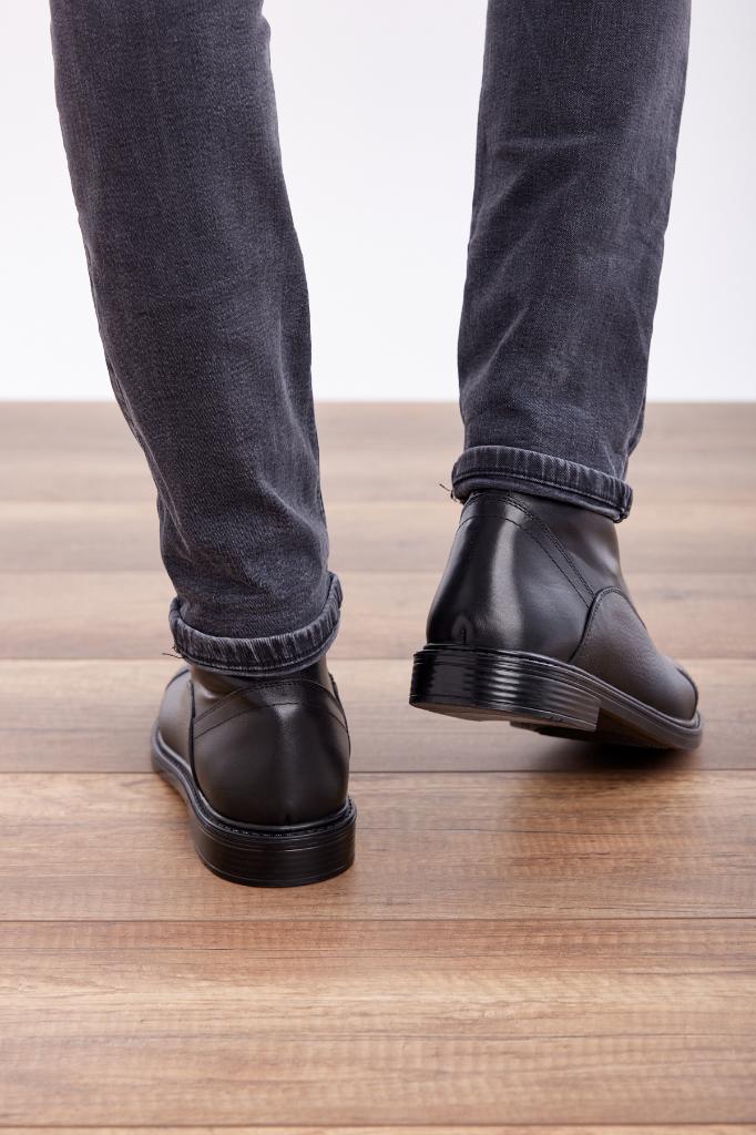 Genuine Leather Zippered Men's Boots